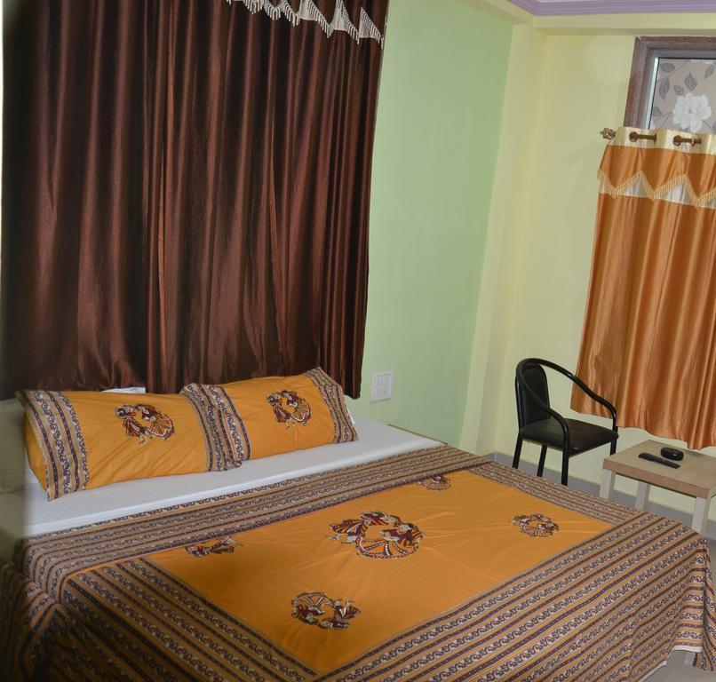 Anandam Palace Pushkar พุชการ์ ภายนอก รูปภาพ