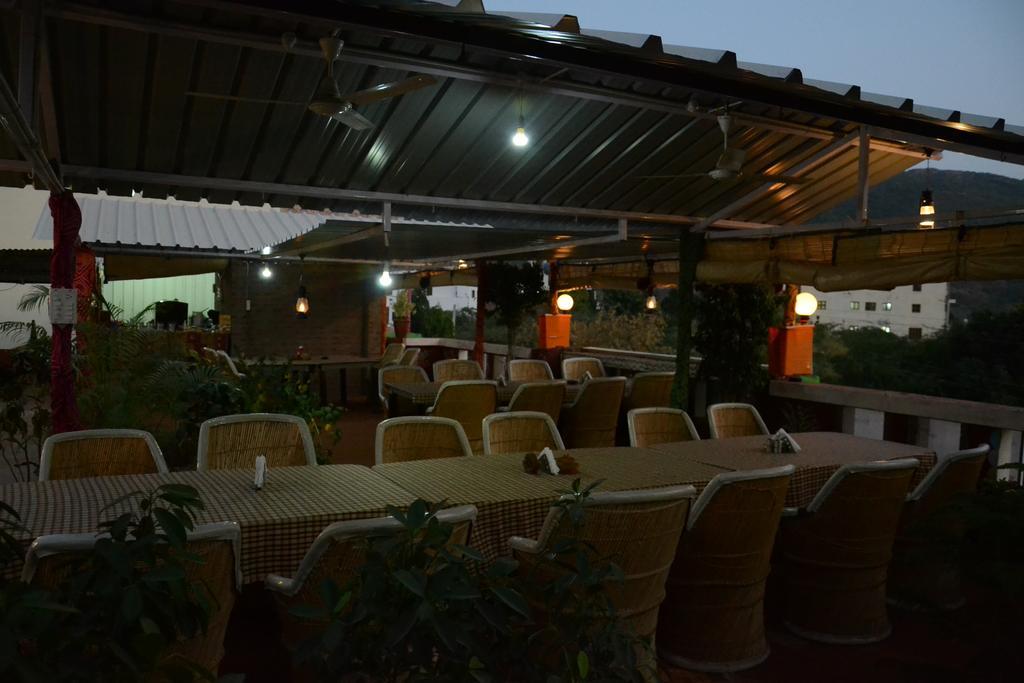 Anandam Palace Pushkar พุชการ์ ภายนอก รูปภาพ